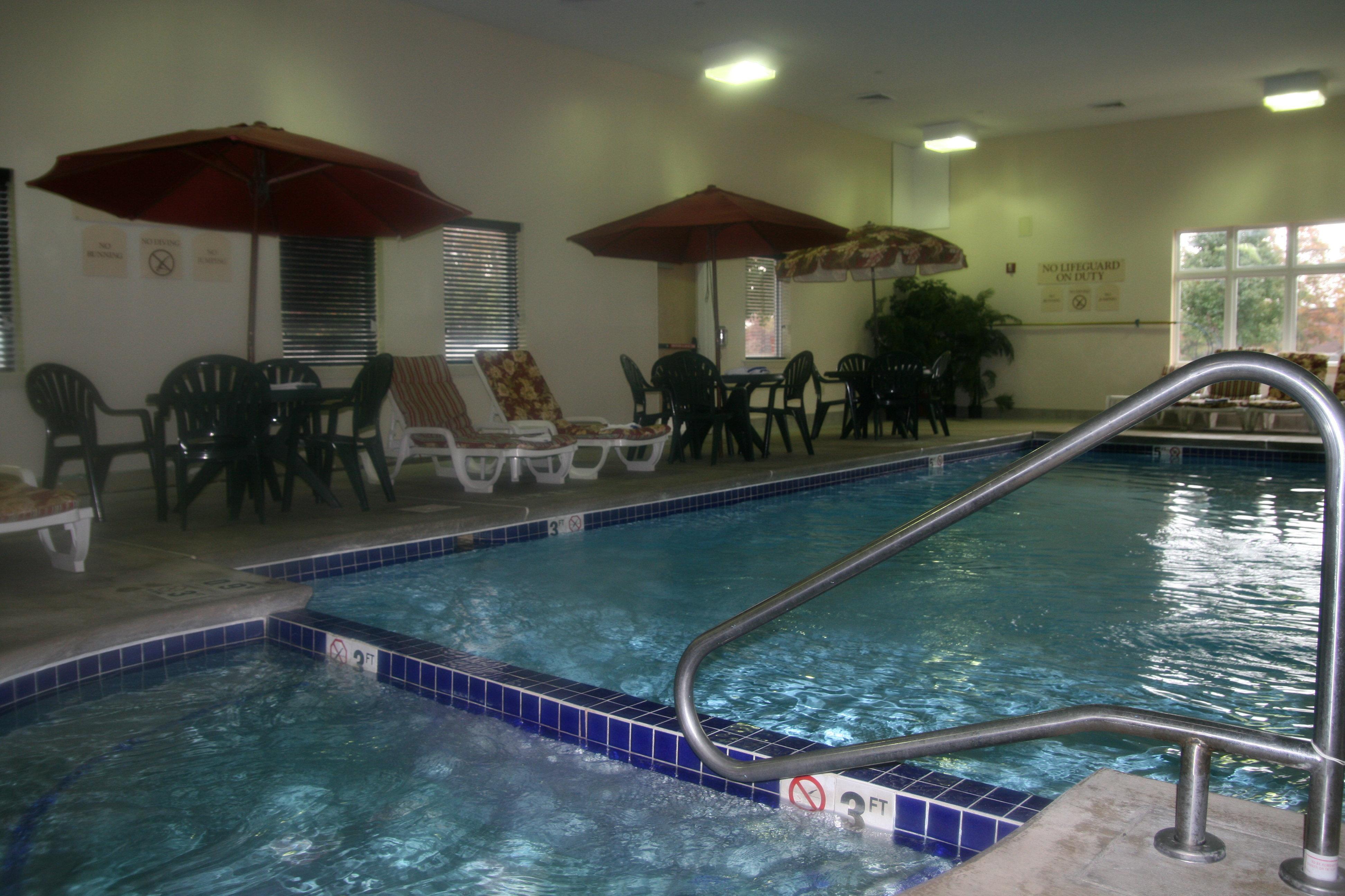 Holiday Inn Express Hotel & Suites Vineland Millville By Ihg Екстериор снимка