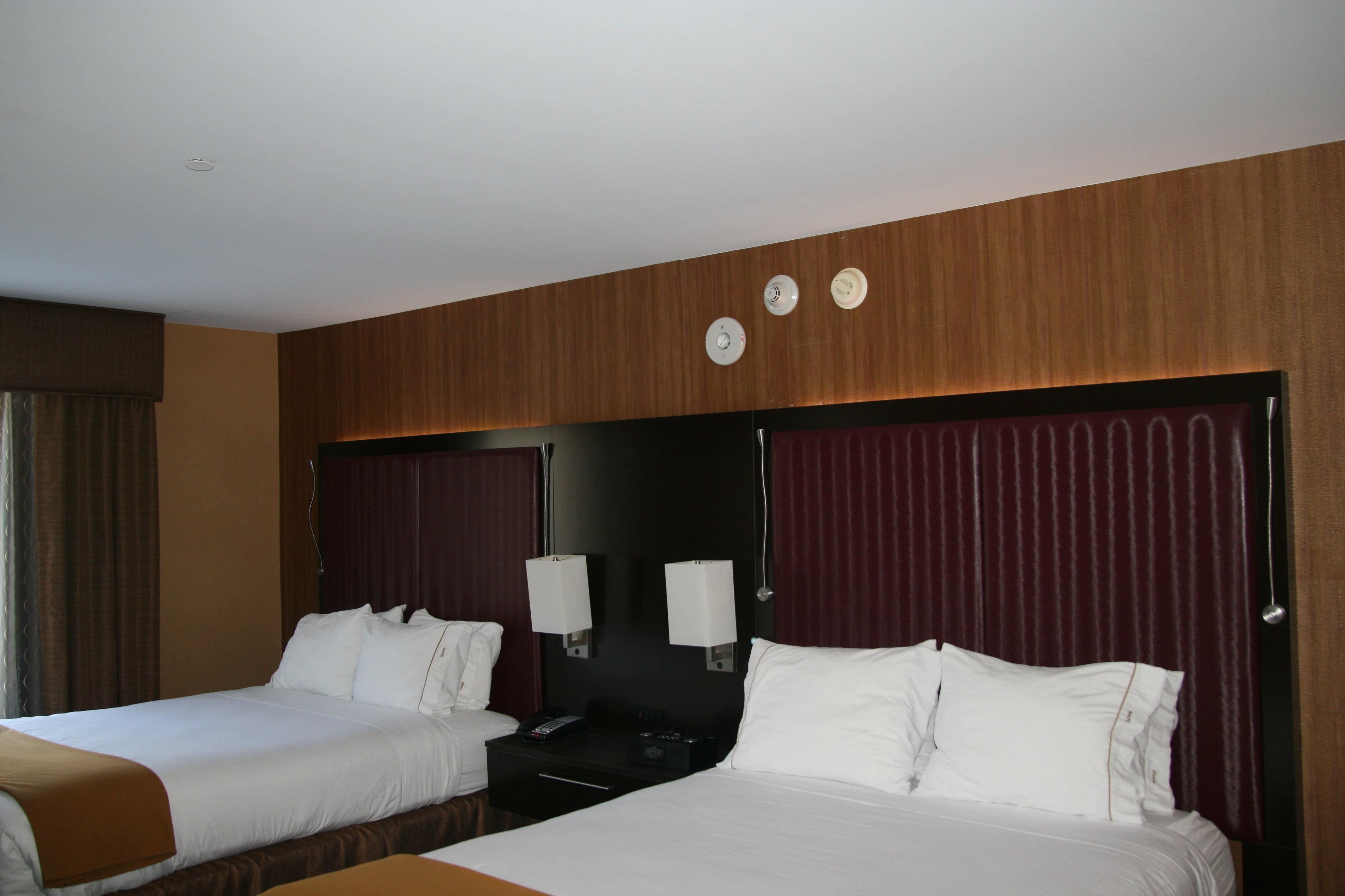 Holiday Inn Express Hotel & Suites Vineland Millville By Ihg Екстериор снимка