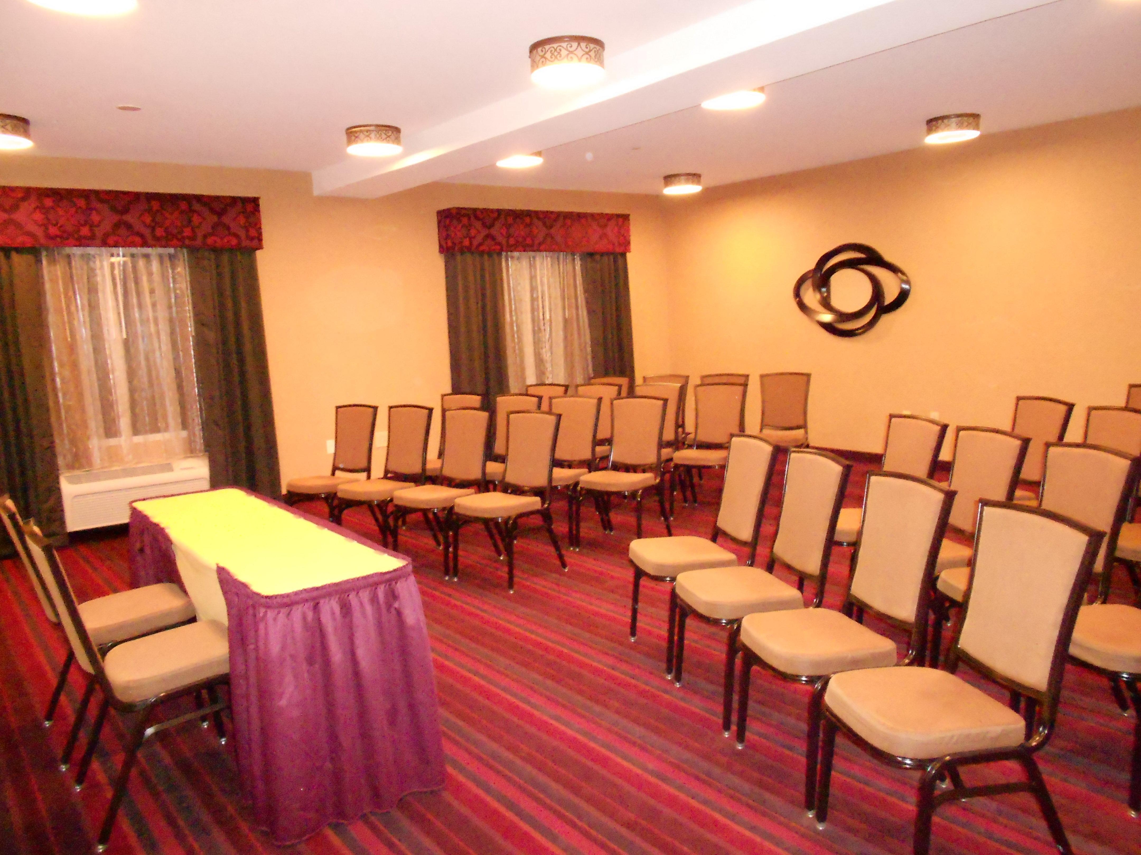 Holiday Inn Express Hotel & Suites Vineland Millville By Ihg Екстериор снимка