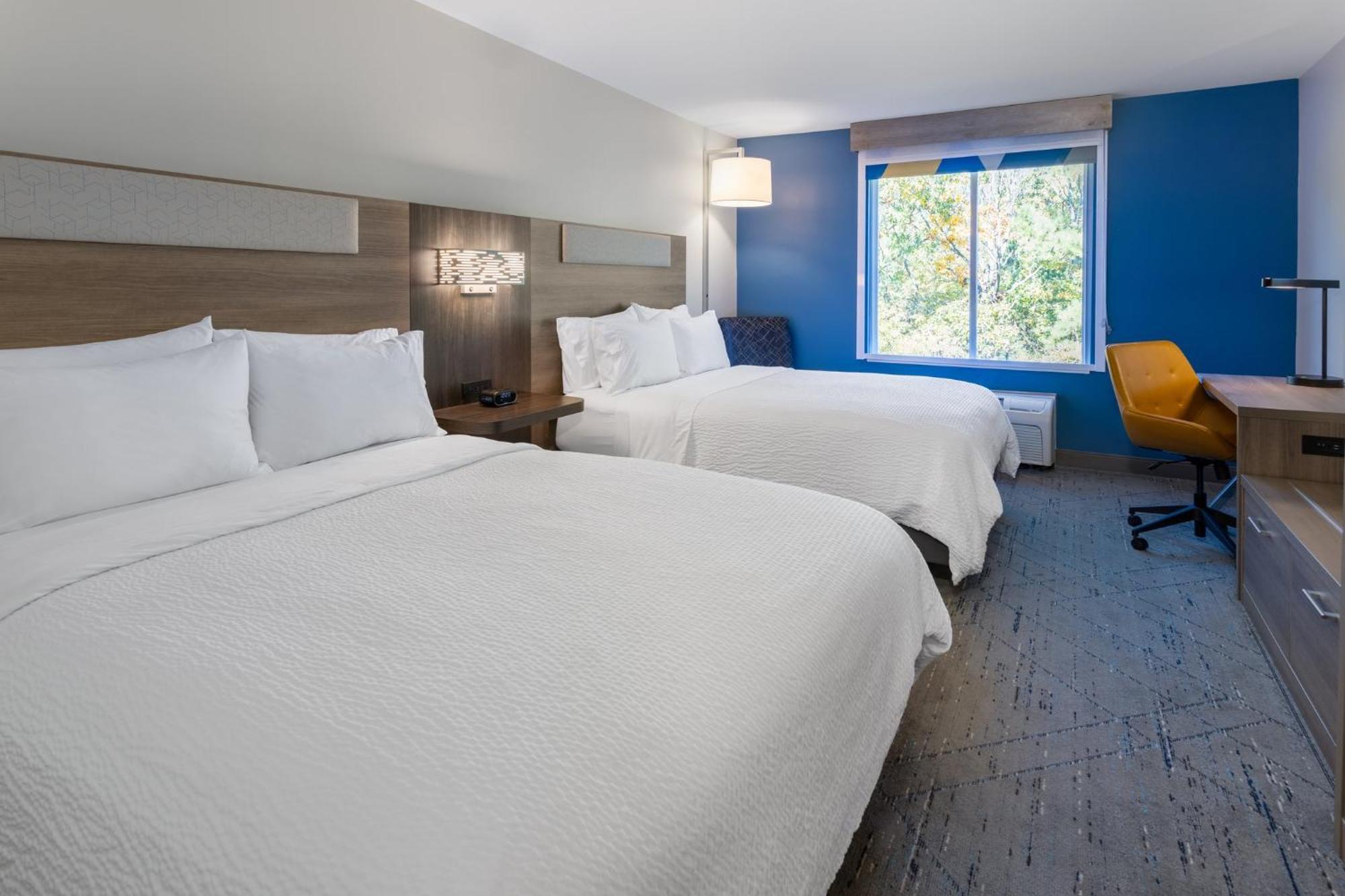Holiday Inn Express Hotel & Suites Vineland Millville By Ihg Екстериор снимка